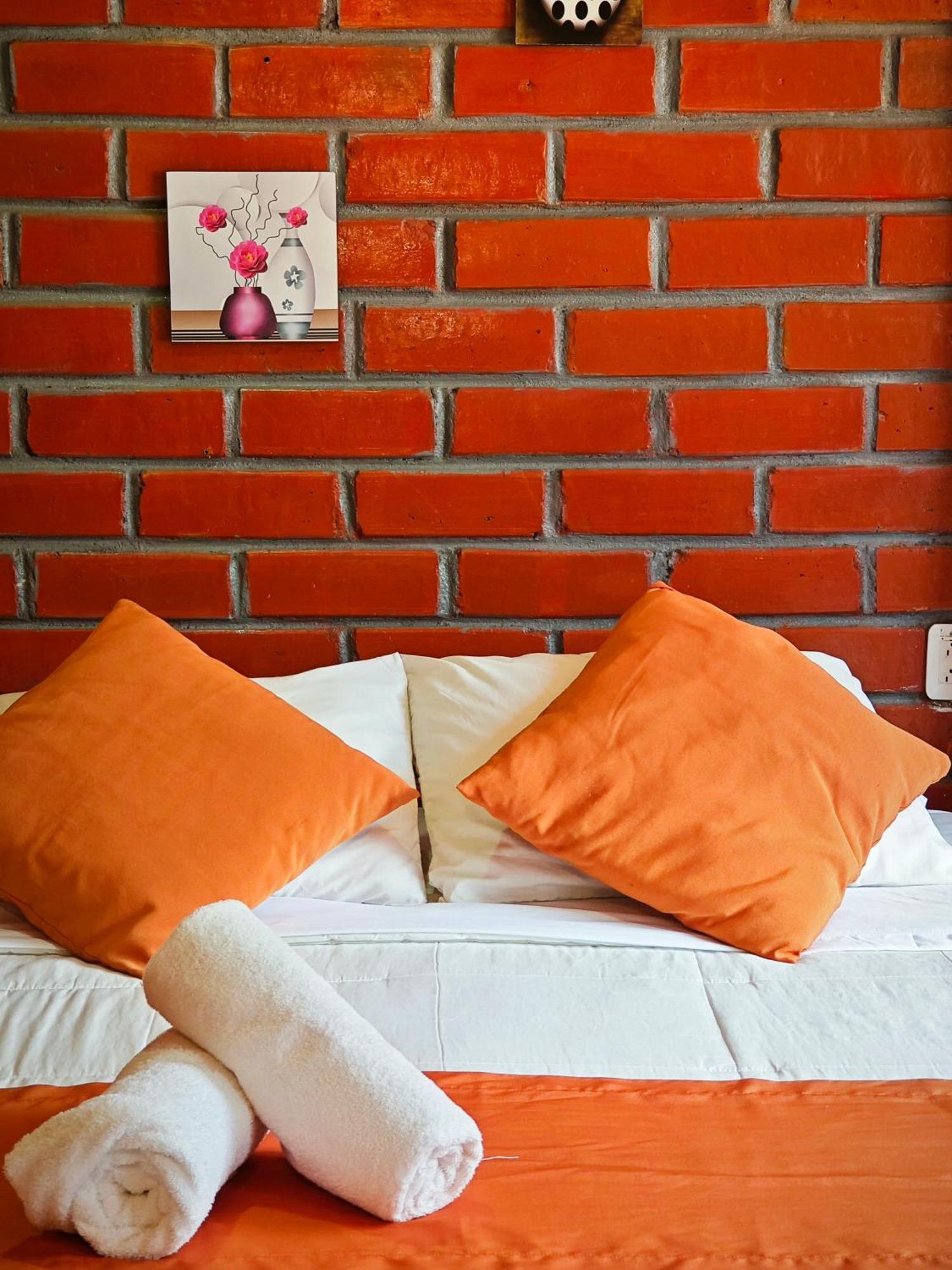 Garden House Hostal Baños Εξωτερικό φωτογραφία