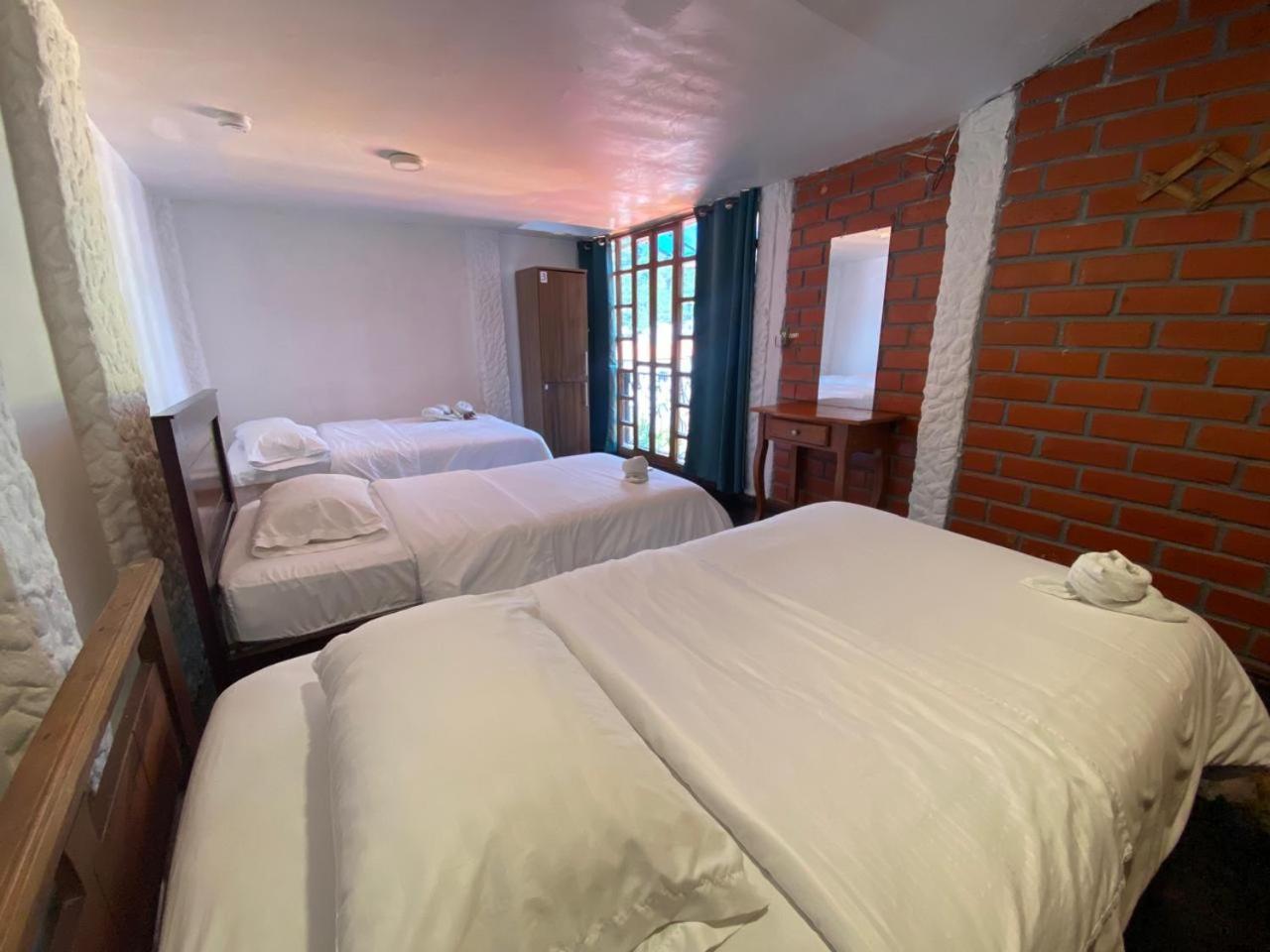 Garden House Hostal Baños Εξωτερικό φωτογραφία