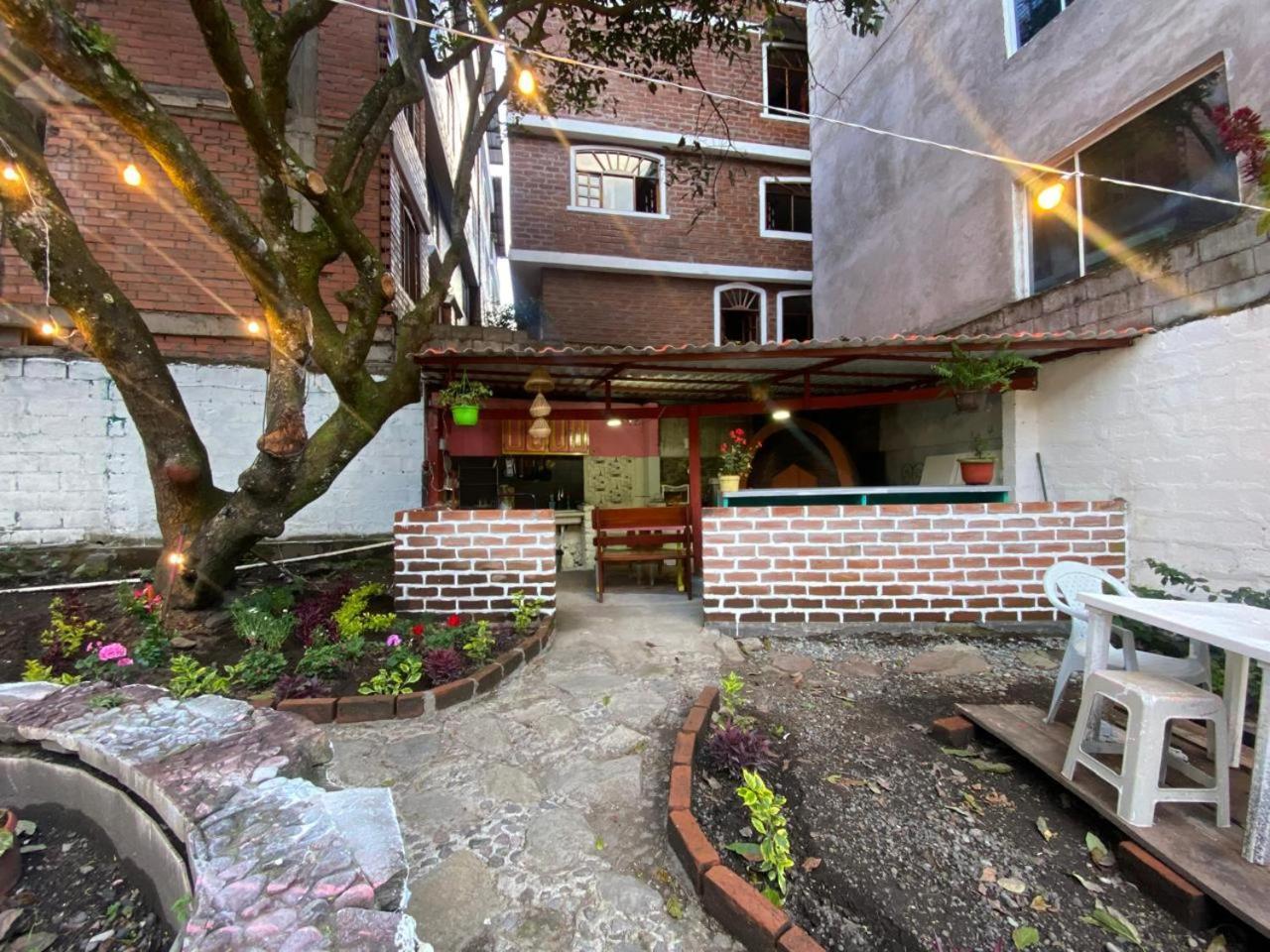 Garden House Hostal Baños Εξωτερικό φωτογραφία