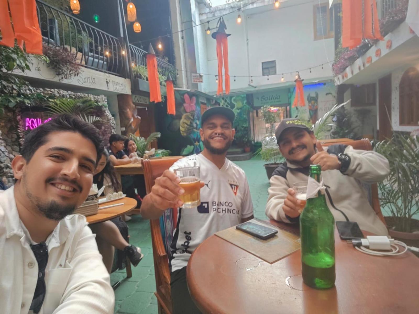 Garden House Hostal Baños Εξωτερικό φωτογραφία