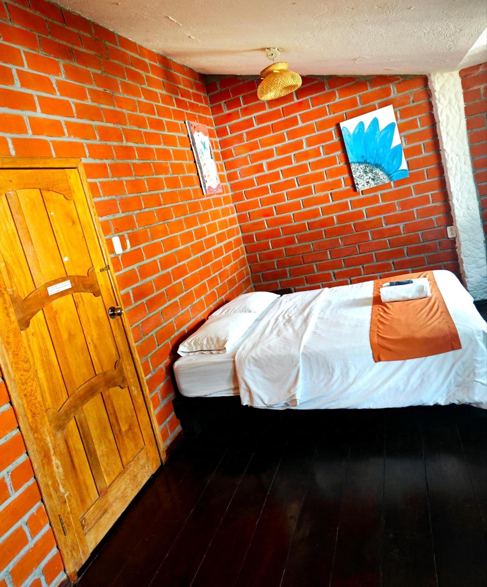 Garden House Hostal Baños Εξωτερικό φωτογραφία